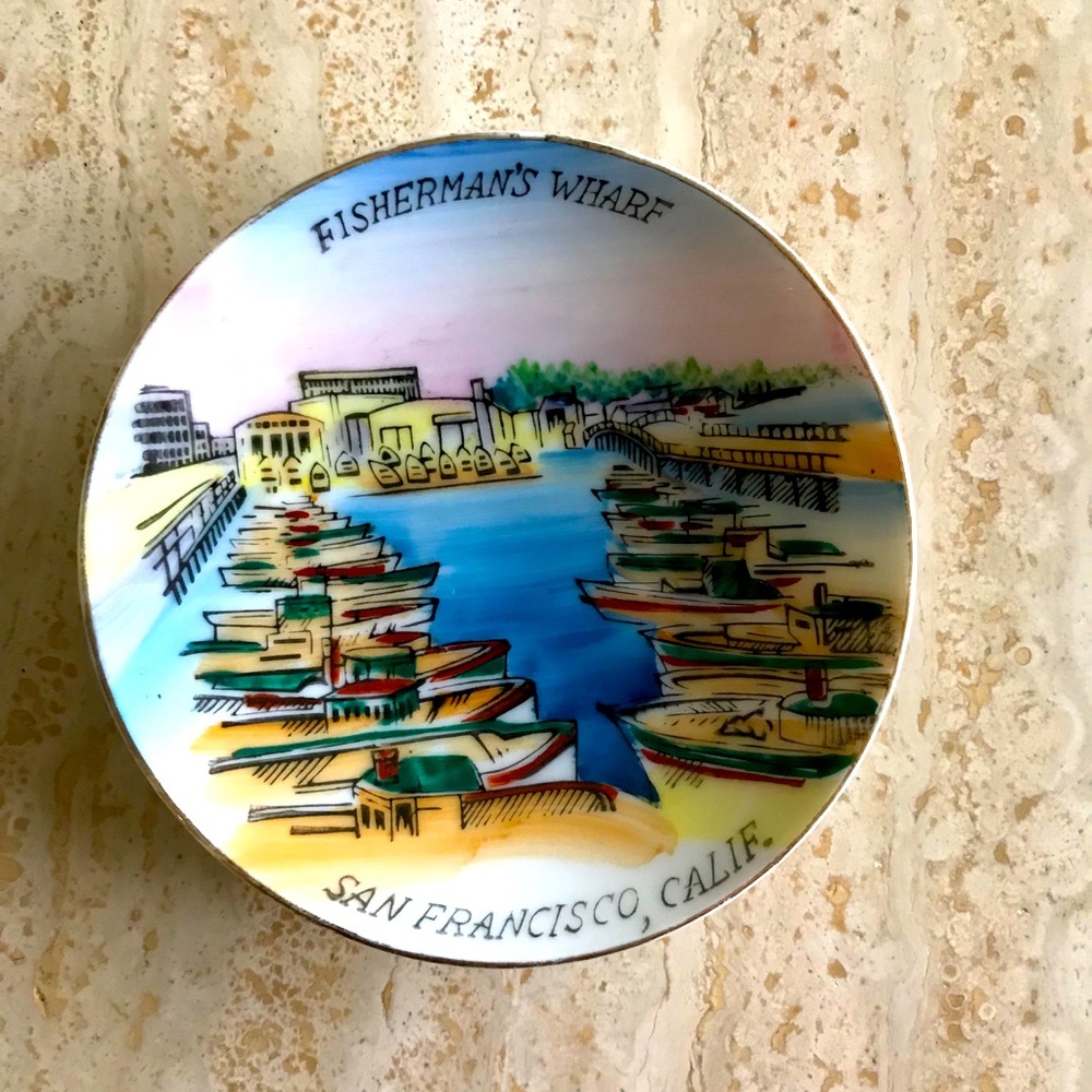 VINTAGE MINIATURE FISHERMAN’S WHARF SOUVENIR PLATE